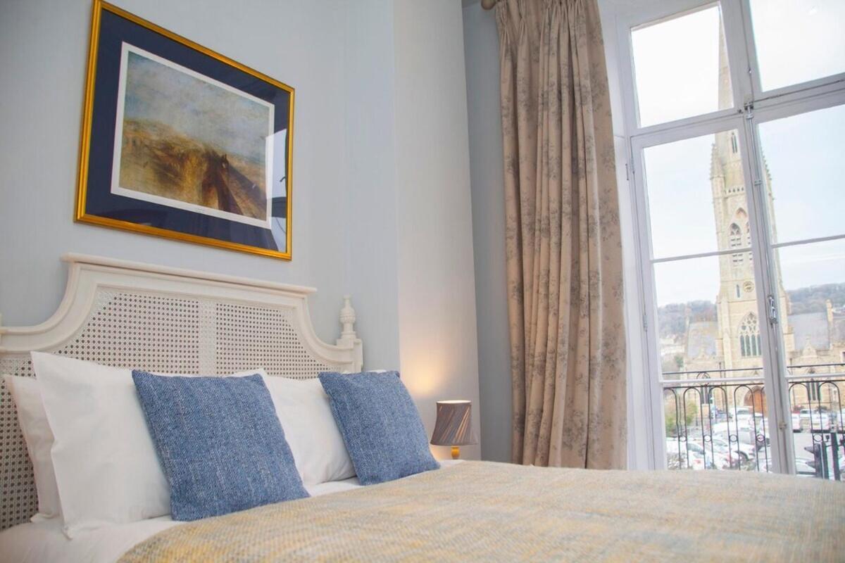 Stylish City Centre Apartment - Μπαθ Εξωτερικό φωτογραφία